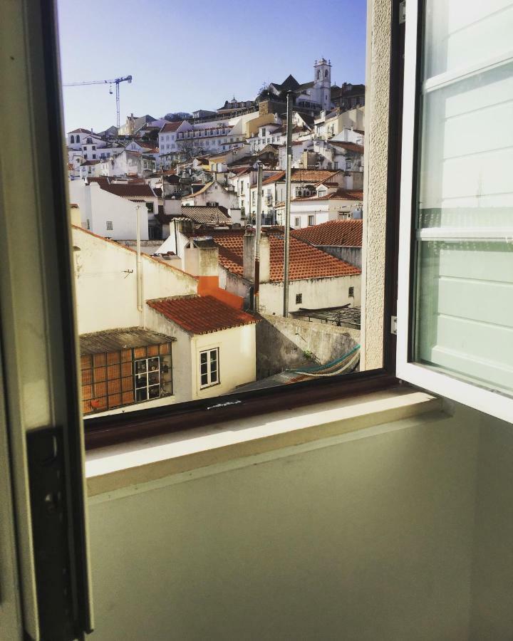 Pequeno Hostel Studio Lissabon Exterior foto
